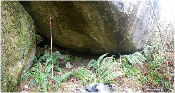 Side view of DjRr-4 from outside